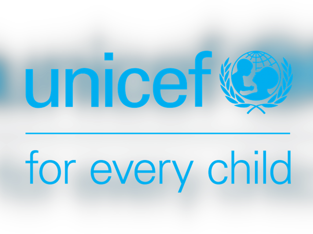 UNICEF_ForEveryChild_Cyan_Vertical-01-01